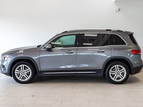 Used 2023 Mercedes-Benz GLB 250 4MATIC w/ Premium Package image 28