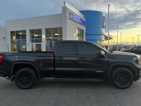 Used 2023 GMC Sierra 1500 Elevation image 3