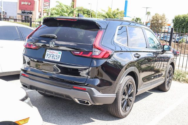 Used 2025 Honda CR-V Sport Touring image 8