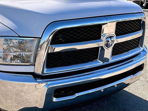 Used 2017 RAM 2500 Tradesman w/ Chrome Appearance Group image 34
