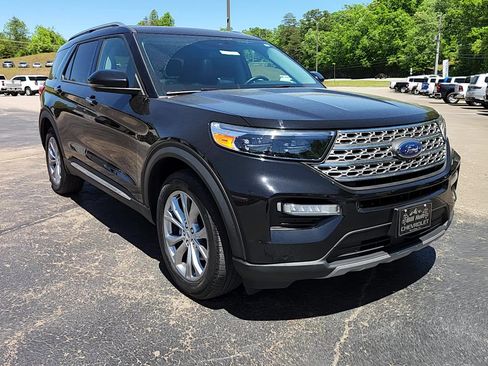 Used 2023 Ford Explorer Limited w/ Limited Technology Package AWD/4WD image 13