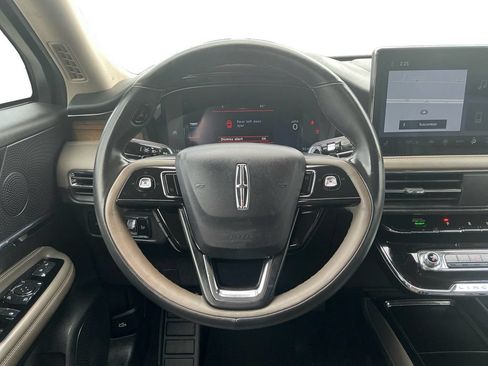 Certified 2024 Lincoln Corsair Reserve FWD image 18