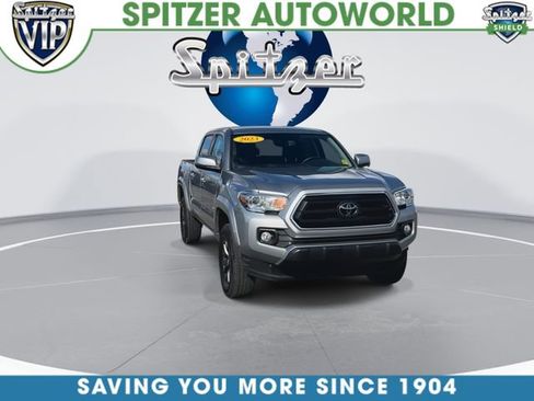 Used 2023 Toyota Tacoma SR5 w/ Technology Package AWD/4WD image 3