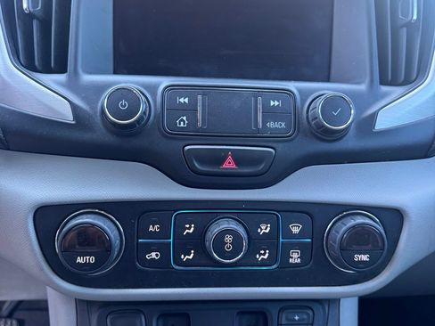 Used 2020 GMC Terrain SLT FWD image 10