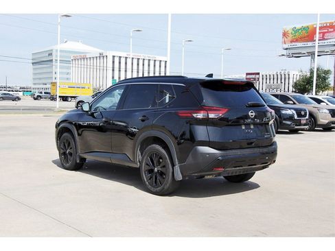 Used 2023 Nissan Rogue SV w/ SV Premium Package image 4