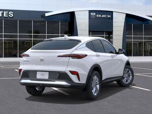 New 2026 Buick Envista Preferred FWD image 4