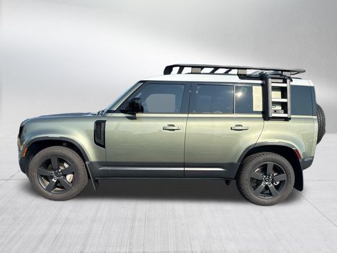 Used 2024 Land Rover Defender 110 S AWD/4WD image 2