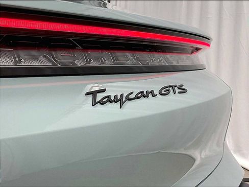 Used 2025 Porsche Taycan GTS AWD/4WD image 35