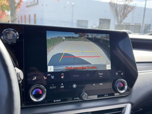 Used 2024 Lexus RX 350 Premium image 24