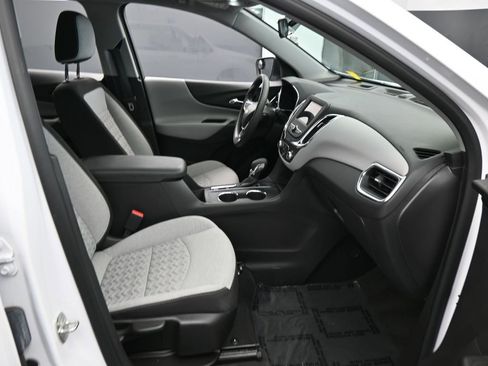 Used 2024 Chevrolet Equinox LS w/ Sport Edition image 35