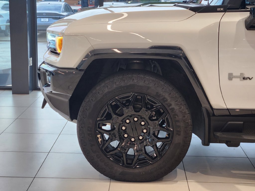 Used 2026 GMC Hummer EV 4x4 Crew Cab image 9