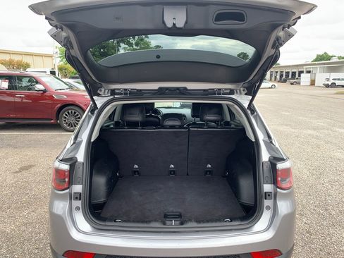 Used 2019 Jeep Compass Limited AWD/4WD image 7