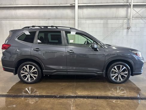 Used 2021 Subaru Forester Limited w/ Popular Package #3 image 32