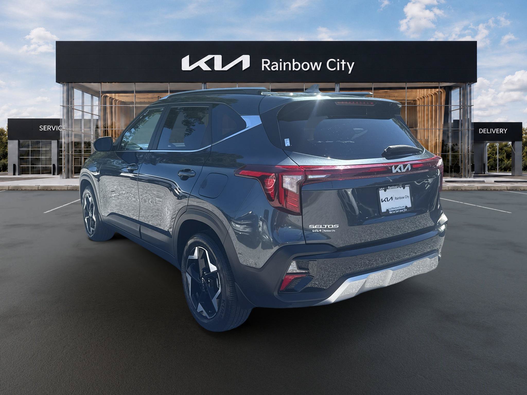 Used 2025 Kia Seltos EX FWD image 8