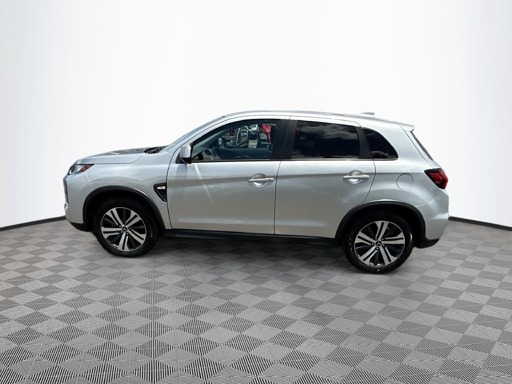 Used 2022 Mitsubishi Outlander Sport LE FWD image 5