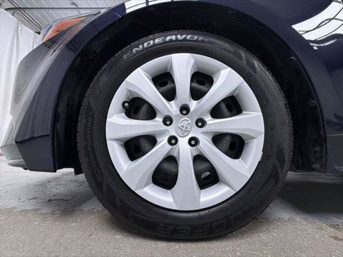 Certified 2022 Toyota Corolla LE w/ Carpet Mat Package (TMS) FWD image 15
