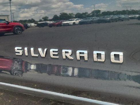 Used 2018 Chevrolet Silverado 1500 LT w/ All Star Edition AWD/4WD image 6