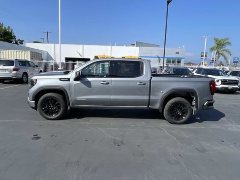 Used 2025 GMC Sierra 1500 Elevation image 8