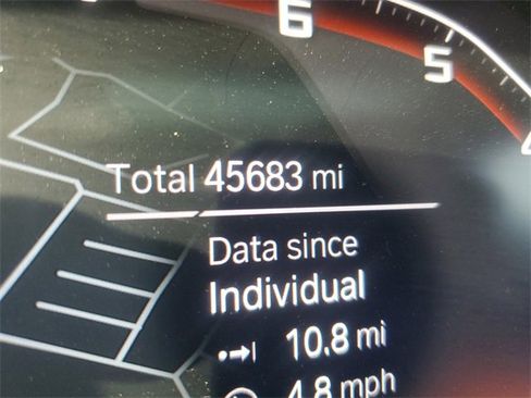 Used 2022 BMW X7 M50i w/ Executive Package image 21