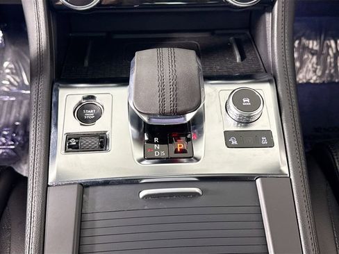 Used 2023 Jaguar F-PACE S image 19