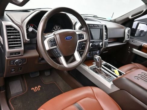 Used 2018 Ford F150 King Ranch w/ Equipment Group 601A Luxury AWD/4WD image 18