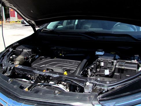 Used 2023 Chevrolet Equinox LT image 36