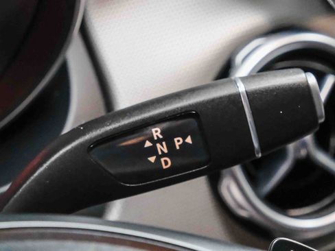 Used 2020 Mercedes-Benz GLA 250 image 26