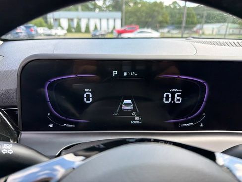 Certified 2025 Kia Seltos S AWD/4WD image 9