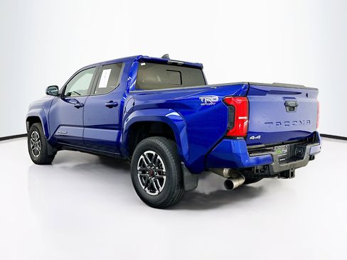 Used 2024 Toyota Tacoma TRD Sport w/ TRD Sport Upgrade Package image 5