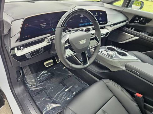 New 2026 Cadillac Optiq Sport 1 AWD/4WD image 19
