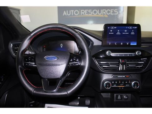 Used 2025 Ford Escape ST-Line image 35