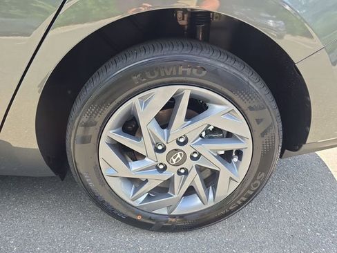 New 2025 Hyundai Elantra Blue image 32