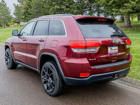 Used 2019 Jeep Grand Cherokee Laredo AWD/4WD image 7