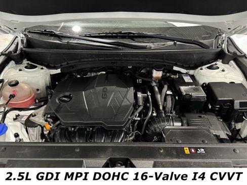 Used 2023 Hyundai Santa Cruz SEL w/ Cargo Package image 11