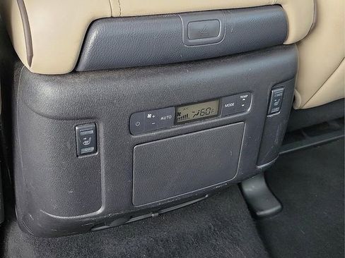Used 2023 Nissan Armada Platinum w/ Captain's Chairs Package AWD/4WD image 13