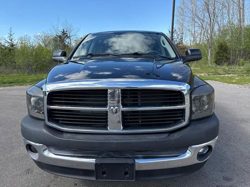 Used 2008 Dodge Ram 1500 Truck ST AWD/4WD image 2