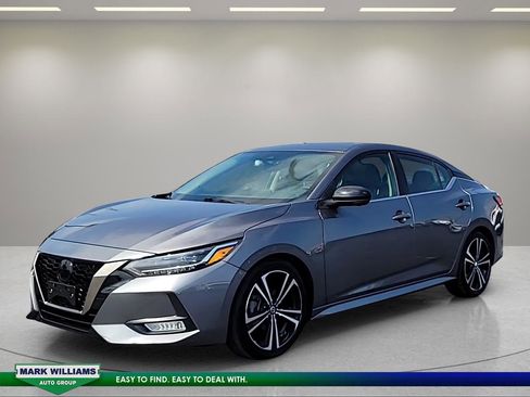 Used 2022 Nissan Sentra SR w/ SR Premium Package FWD image 8