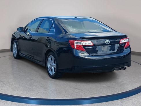 Used 2012 Toyota Camry SE FWD image 7