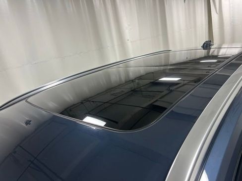 Certified 2025 Volvo V60 B5 Cross Country Plus image 5