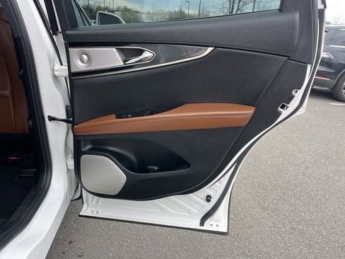 Certified 2023 Lincoln Nautilus Reserve AWD/4WD image 21