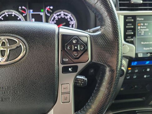 Used 2023 Toyota 4Runner Limited image 19