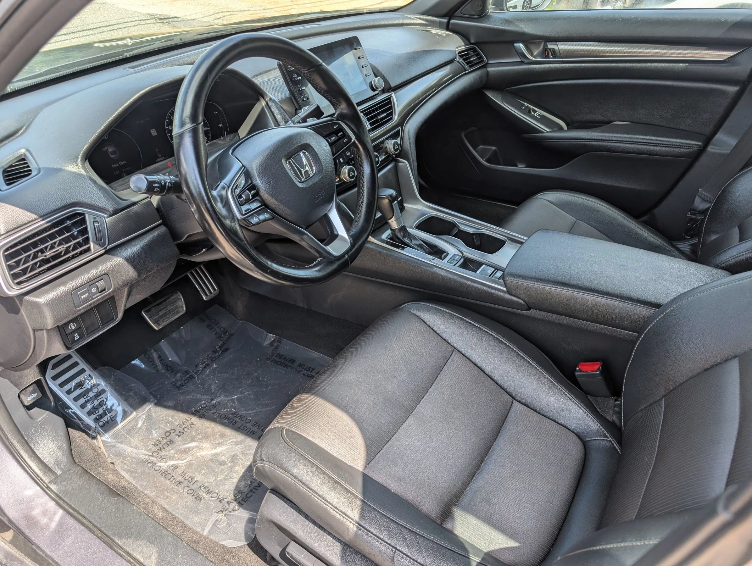 Used 2019 Honda Accord Sport image 19