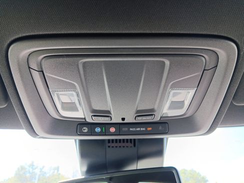 New 2026 GMC Sierra 1500 SLT w/ SLT Premium Package image 12