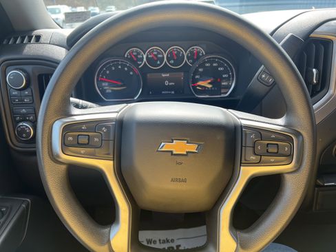 Used 2022 Chevrolet Silverado 1500 Custom w/ Safety Confidence Package image 14