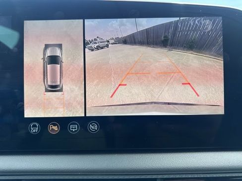 New 2025 Cadillac Optiq Luxury 1 w/ LPO, Floor Liner Package image 30