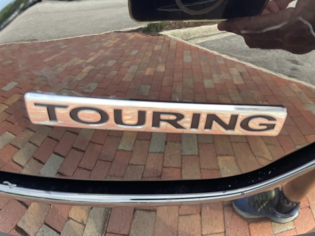 Certified 2025 Honda Pilot Touring image 22