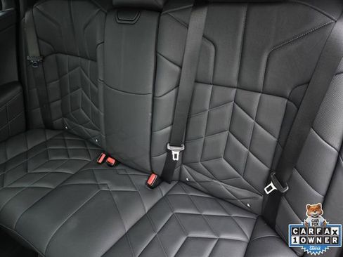 Used 2025 BMW 740i RWD image 13