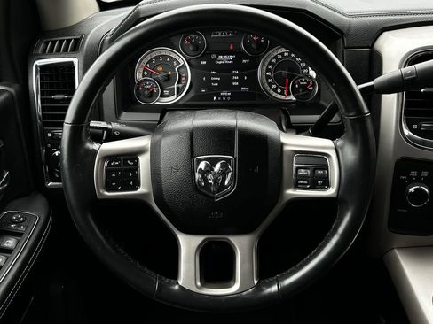 Used 2018 RAM 3500 Laramie w/ Convenience Group AWD/4WD image 14