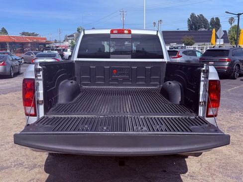 Used 2014 RAM 1500 Classic SLT RWD image 15