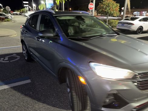 Used 2021 Buick Encore GX Select w/ Sport Touring Package image 7